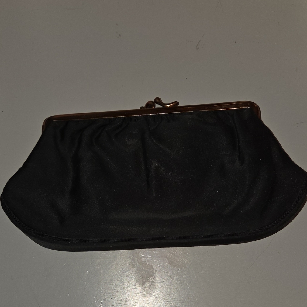 ✨ Vintage Spot‑Lite by Lowy & Mund Double Kisslock Satin Clutch